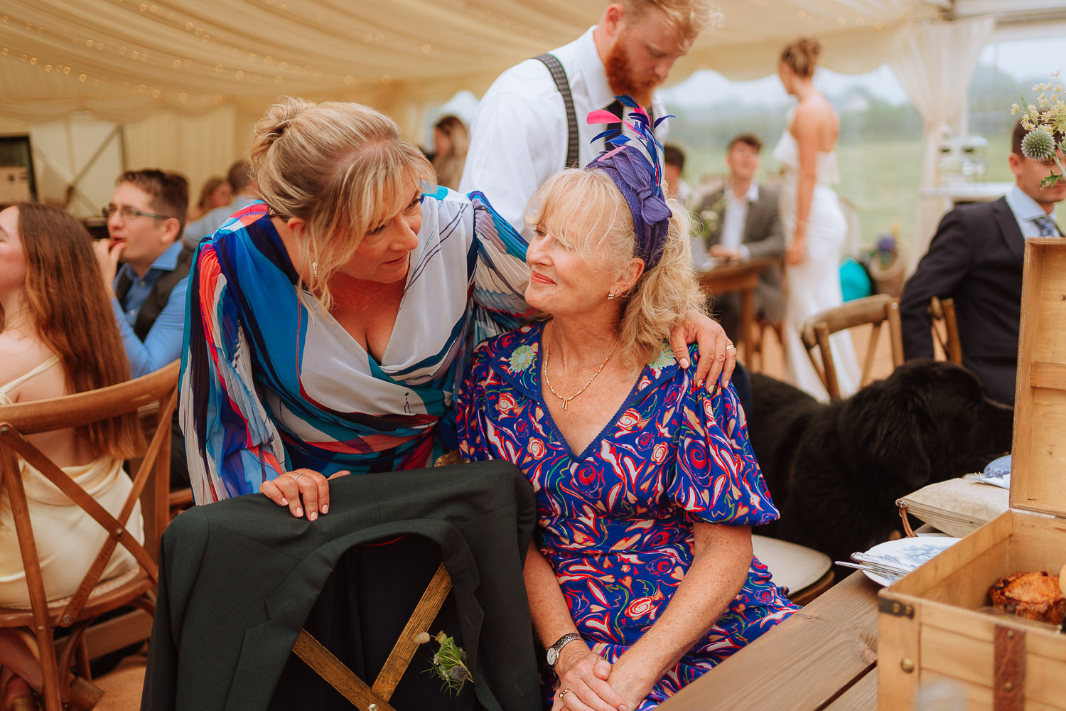 FAMILY HOME FARM WEDDING PHOTOGRAPHY LLANTWIT MAJOR 017 FAMILY HOME FARM WEDDING PHOTOGRAPHY LLANTWIT MAJOR 017